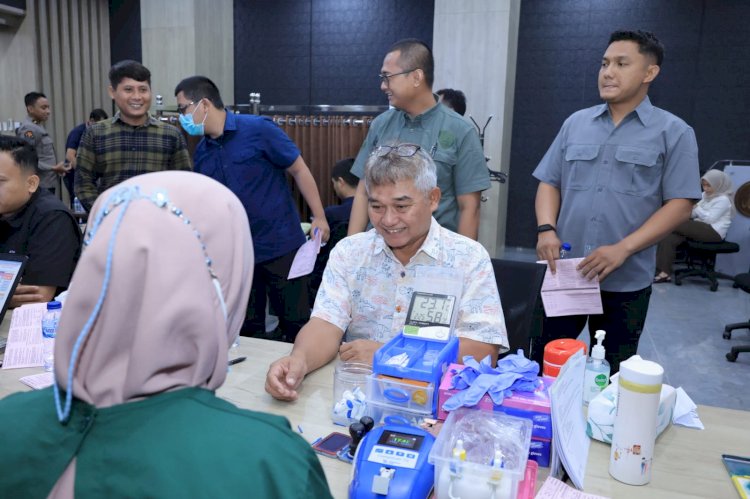 Hari Jadi Humas Polri Ke-73, Divhumas Polri Gelar Donor Darah Bersama Media.