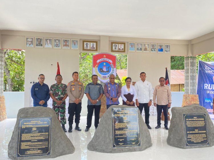 Pejabat Bupati Lembata dan Kapolres Lembata serta para otonomi pemerintah daerah kabupaten Lembata resmikan Rumah situs 7 Maret