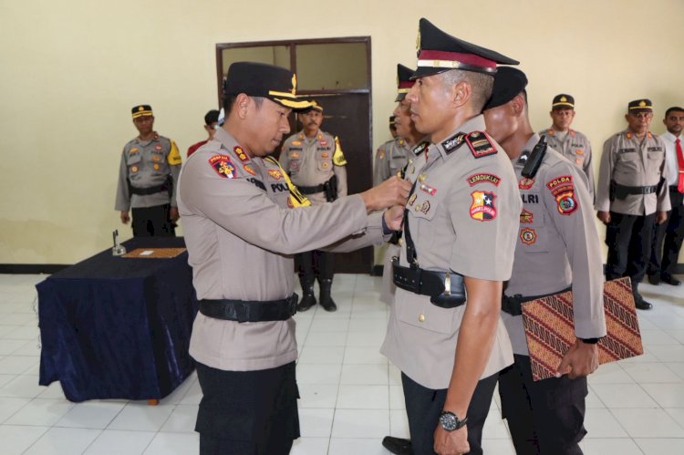 Polres Lembata Gelar Upacara Serah Terima Jabatan Kasat Lantas