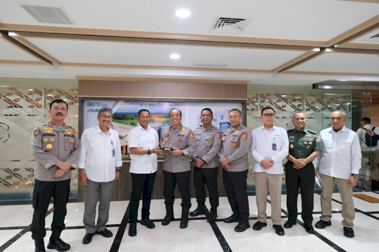 **BULOG DAN POLRI SINERGI DUKUNG KETAHANAN PANGAN DAN KESEJAHTERAAN PETANI JAGUNG**
