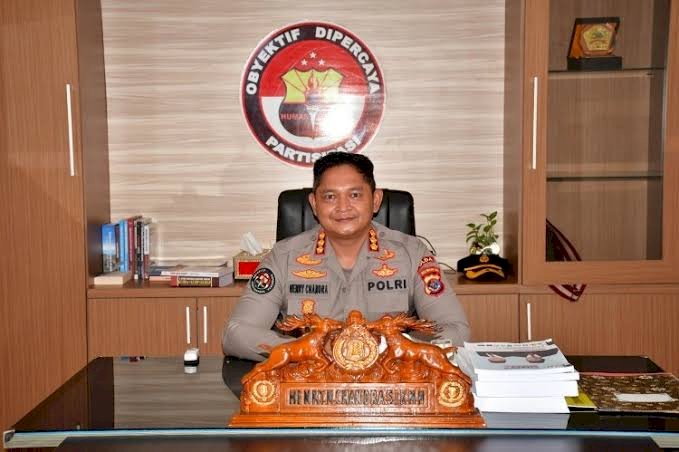*Polda NTT Imbau Masyarakat Waspada Erupsi Gunung Lewotobi Laki-laki*