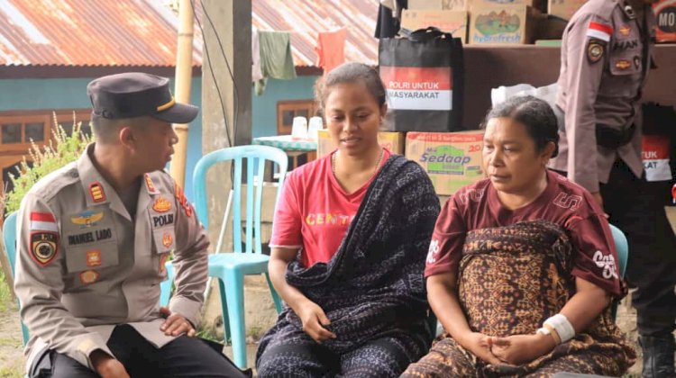 Keluarga Korban Banjir Bandang di Mauponggo Sampaikan Terima Kasih Atas Perhatian Kapolri
