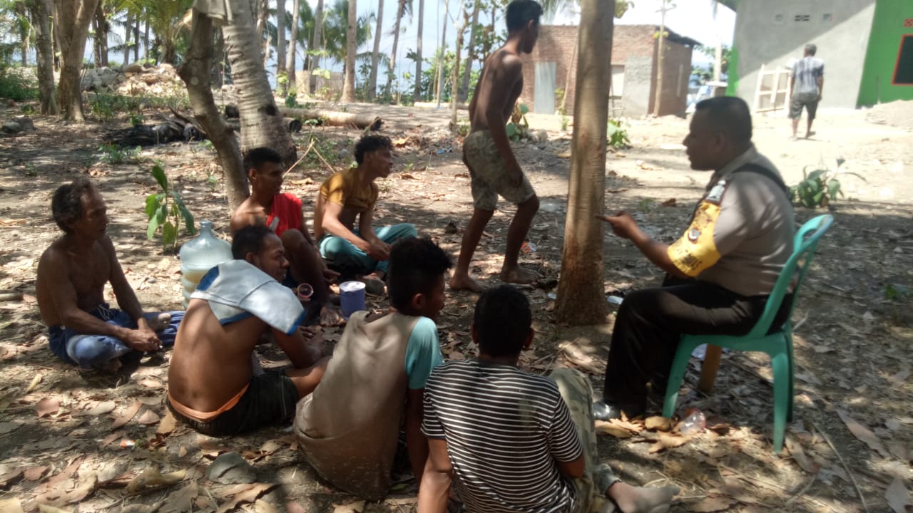 Bhabinkamtibmas Desa Balurebong Ajak Warga Desa Tapulango Jaga Kamtibmas Di Lingkungan Masing-Masing